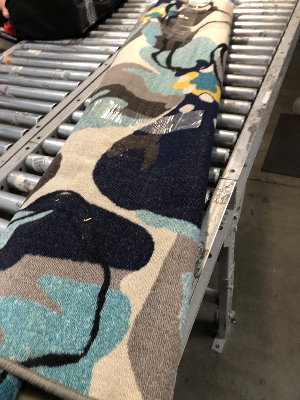 Photo 1 of 5X8 NON SLIP BLUE /BEIGE AREA RUG 