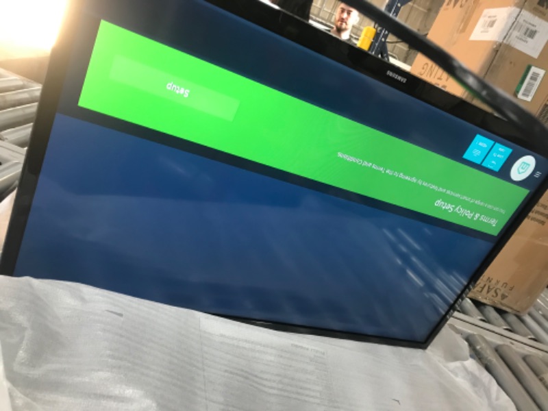 Photo 4 of SAMSUNG 32-inch Class LED Smart FHD TV 1080P (UN32N5300AFXZA, 2018 Model)