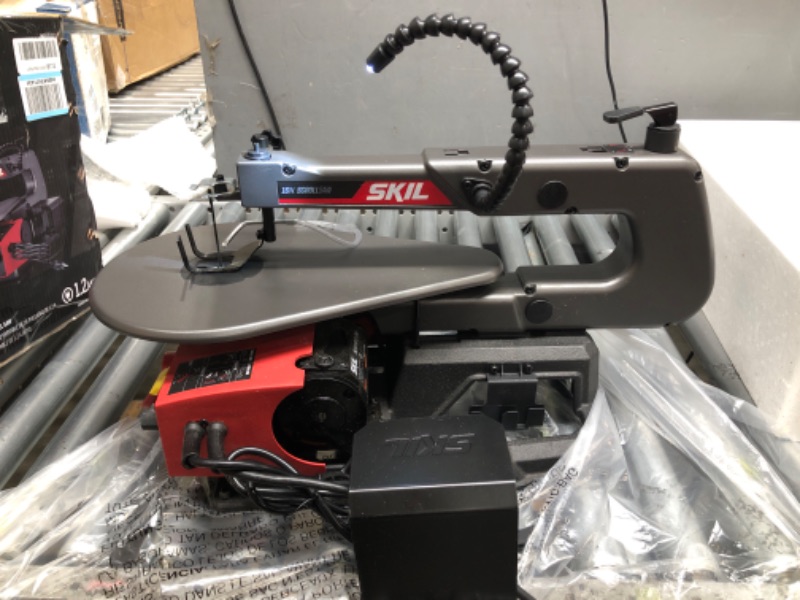 Photo 4 of SKIL 1.2 Amp 16 In. Variable Speed Scroll Saw with LED Work light for Woodworking - SS9503-00