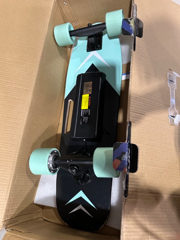 Photo 5 of * item powers on * unable to test further *
Cool&Fun Electric Skateboard, Brushless Motor Electric Skateboard with Remote, 10MPH Top Speed,