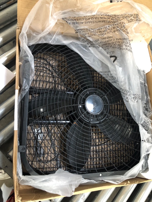 Photo 2 of Amazon Basics 3 Speed Box Fan, 20-Inch
