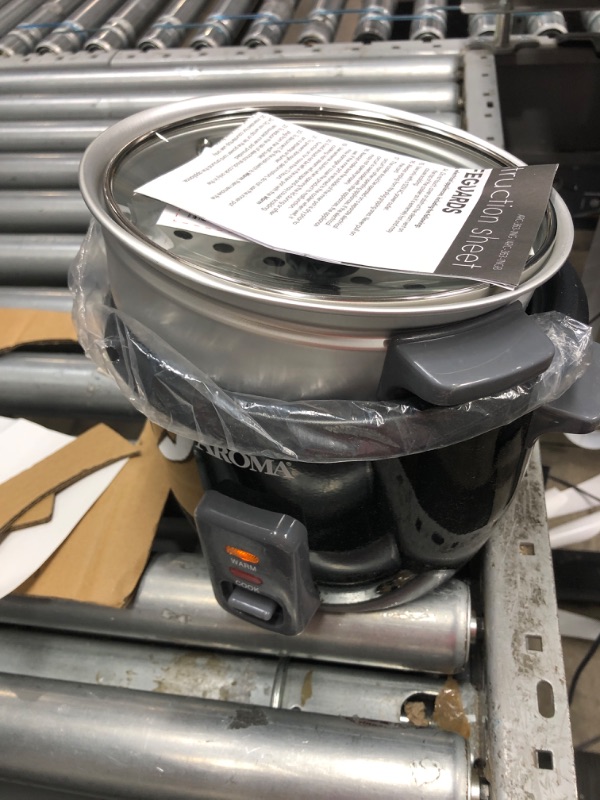 Photo 2 of 6-Cup Black Rice Cooker with Removable Steam Tray