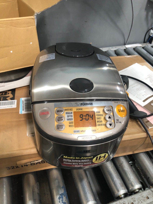 Photo 2 of * powers on * used item *
Zojirushi NP-HCC10XH Induction Heating System Rice Cooker and Warmer, 1 L, Stainless Dark Gray Stainless Dark Gray 1 L