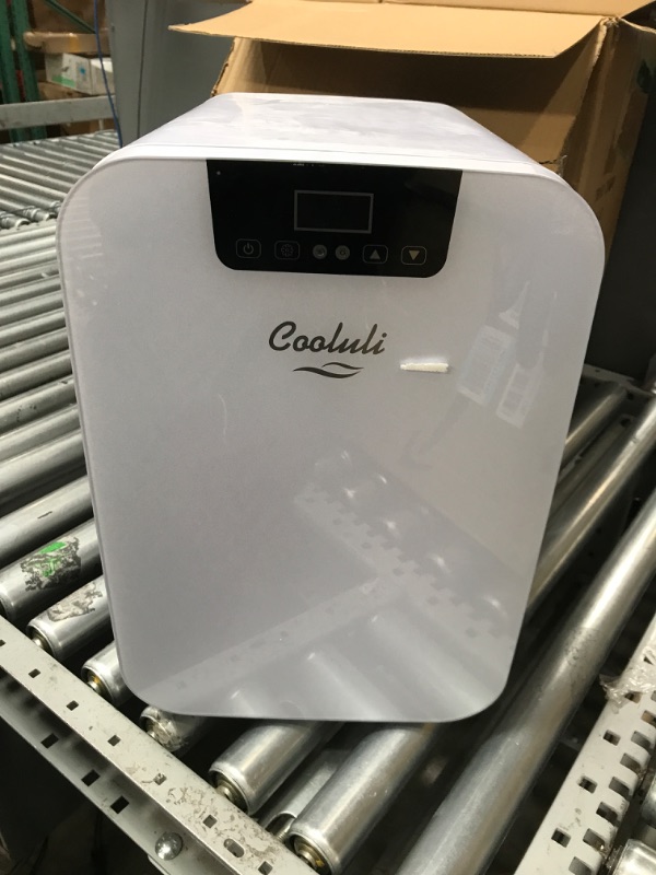 Photo 2 of **PARTS ONLY** Cooluli 20L Mini Fridge