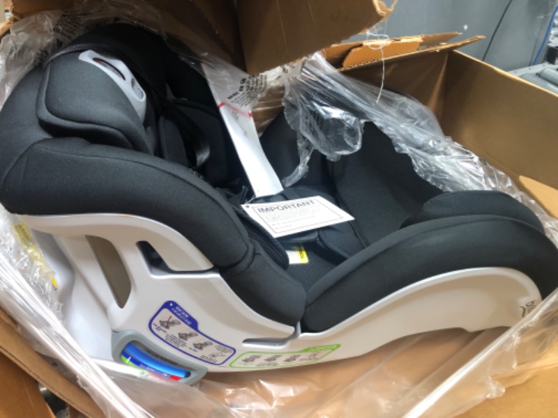 Photo 3 of Britax Boulevard ClickTight Convertible Car Seat