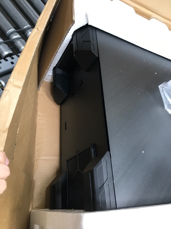 Photo 4 of ASUS 90DC0012-B40000 TUF Gaming GT501 Black Case Supports up to EATX with Metal Front Panel, Tempered-Glass Side Panel, 120 mm RGB fan, 140 mm PWM fan, Radiator Space Reserved, and USB 3.1 Gen 1