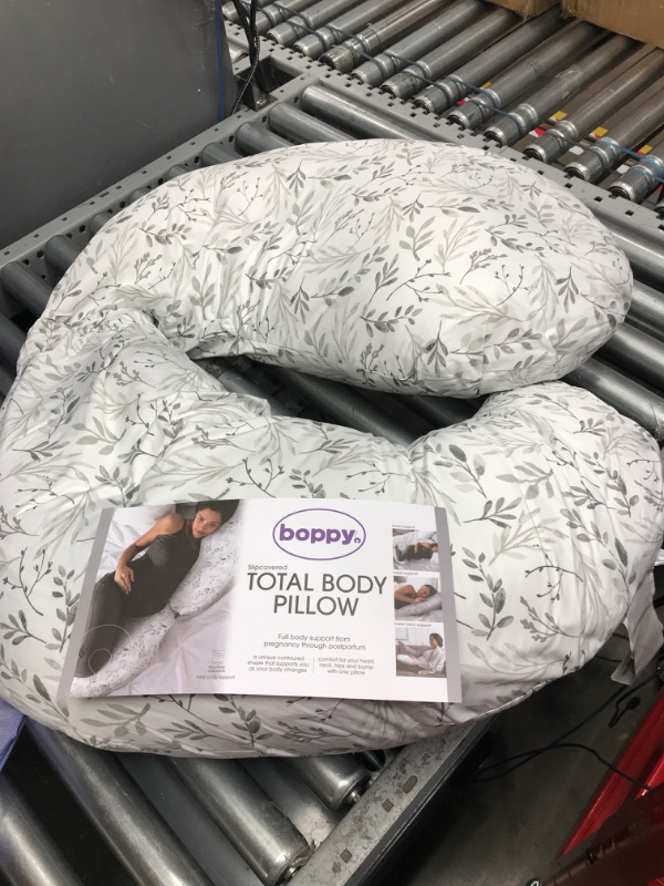 Photo 2 of 
Boppy Total Body Pregnancy Pillow with Easy-on Removable Pillow Cover in Gray Scattered Leaves for Full-body Support for Pregnancy and Postpartum Positioning
Color:Gray Scattered Leaves