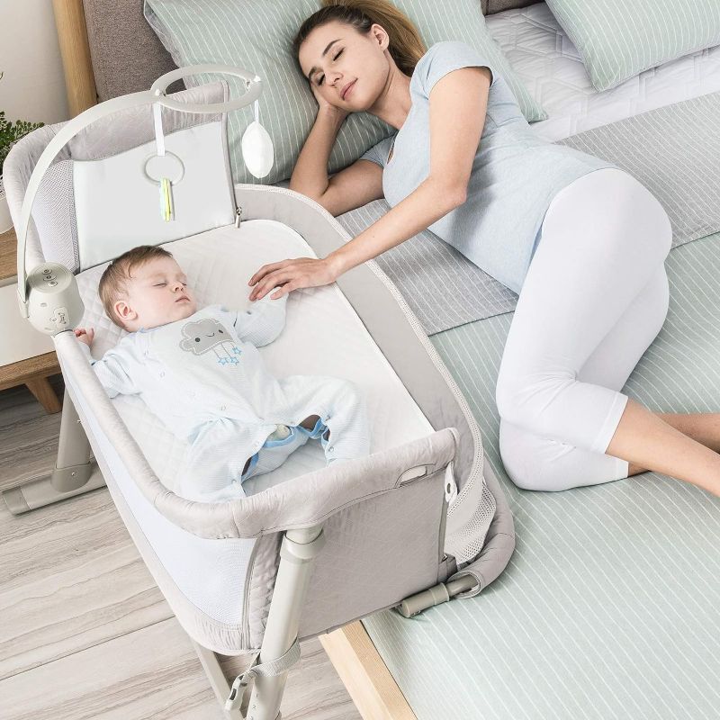 Photo 1 of 
RONBEI Baby Bassinet, Bedside Sleeper Cribs,Baby Bed to Bed, Adjustable, Portable for Newborn, Infant/Baby Boy/Baby Girl
Color:Light Grey