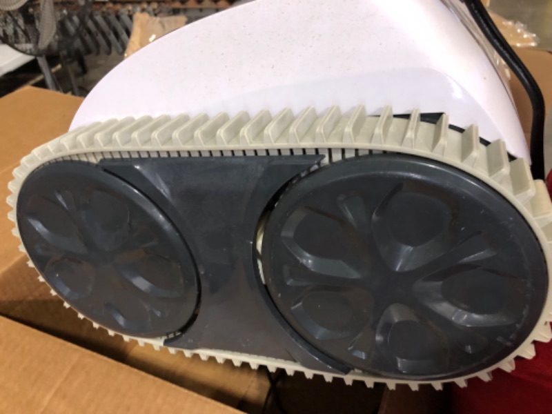 Photo 1 of *PARTS ONLY SEE NOTES*
WYBOT Wall Climbing Robotic Pool Cleaner