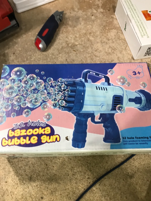 Photo 1 of Bazooka bubble
Gun 