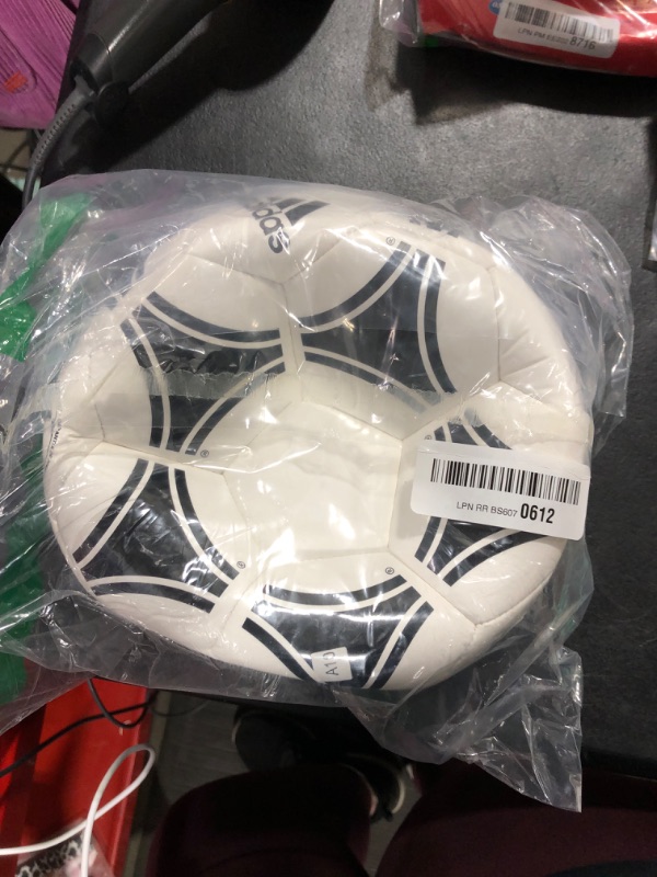 Photo 2 of adidas Unisex-Adult Tango Glider Soccer Ball White/Black 5