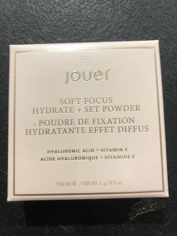 Photo 2 of Jouer Soft Focus Hydrate & Set Powder - Silky Demi-Matte Finish Setting Powder - Quality Ingredients - Talc, Paraben, Gluten & Cruelty Free - Vegan Friendly