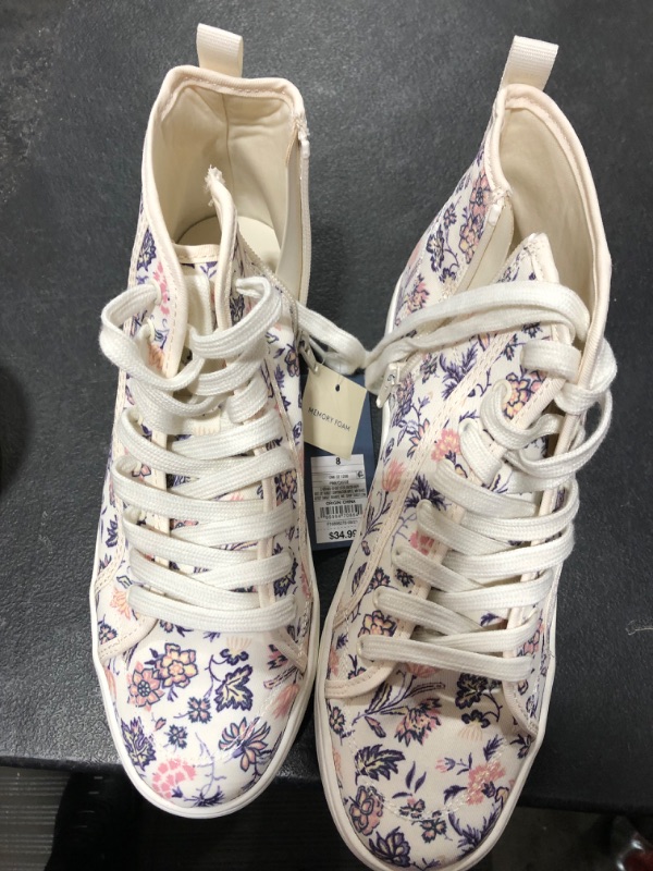 Photo 2 of Women's Cassie Sneakers - Universal Thread Pink
SIZE 6.5
