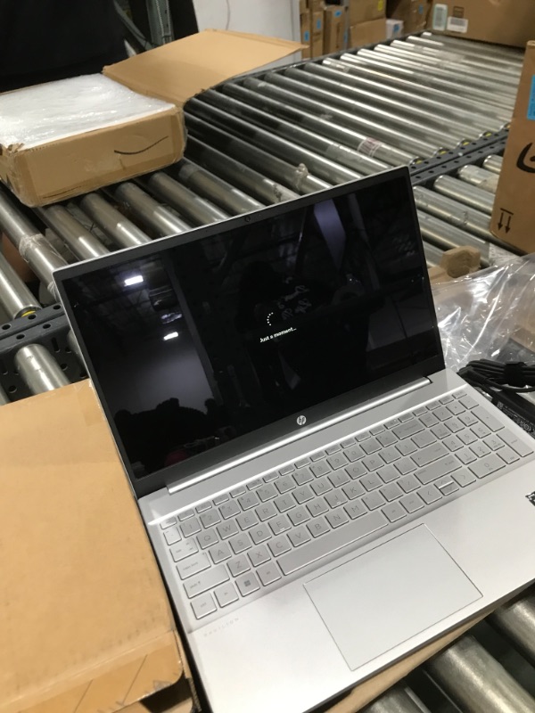 Photo 7 of HP Pavilion 15.6" Touchscreen Laptop - AMD Ryzen 7 5825U - 1080p - Windows 11 Notebook 15-eh2085cl 16GB RAM 512GB SSD
