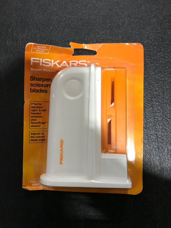 Photo 2 of Fiskars Desktop Universal Scissors Sharpener (198620)