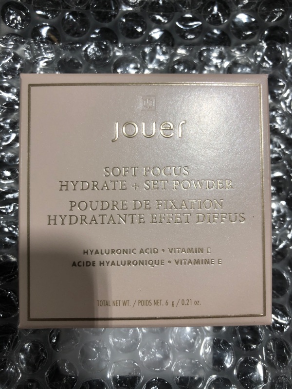Photo 1 of Jouer Soft Focus Hydrate & Set Powder - Silky Demi-Matte Finish Setting Powder - Quality Ingredients - Talc, Paraben, Gluten & Cruelty Free - Vegan Friendly