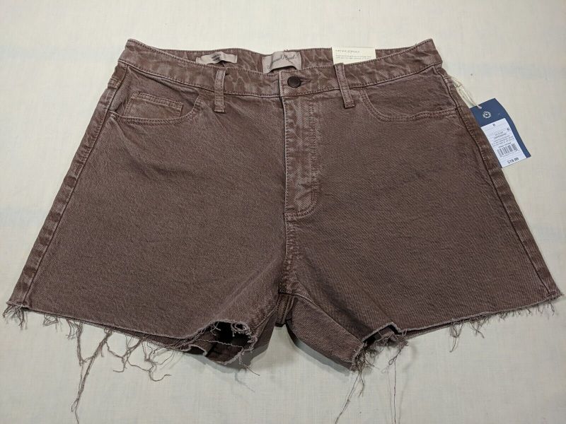 Photo 1 of UNIVERSAL THREAD Women's Brown Vintage Stretch Cut-Off MIDI Jean Shorts Sz 8 NWT
