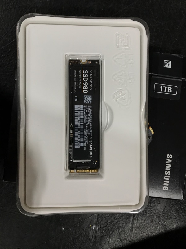 Photo 3 of SAMSUNG 980 SSD 1TB PCle 3.0x4, NVMe M.2 2280, Internal Solid State Drive, Storage for PC, Laptops, Gaming and More, HMB Technology, Intelligent Turbowrite, Speeds of up-to 3,500MB/s, MZ-V8V1T0B/AM