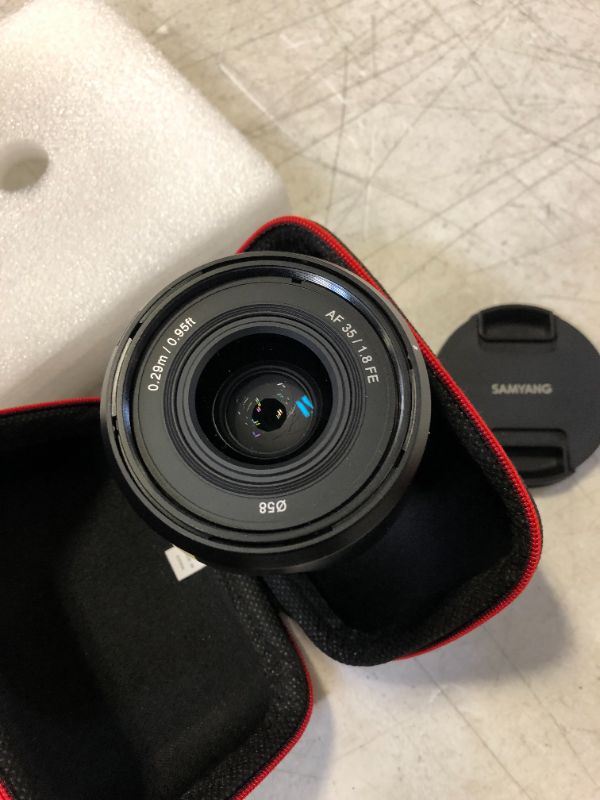 Photo 3 of Samyang AF 35mm F/1.8 FE Compact Full Frame Wide Angle Lens for Sony E
