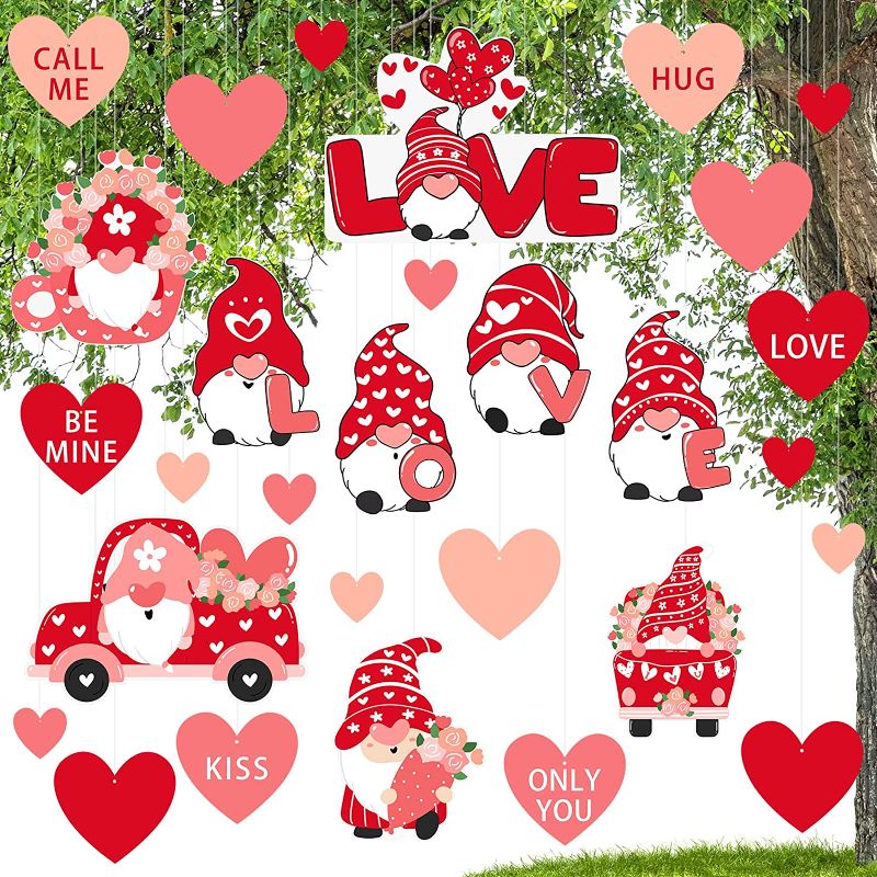 Photo 1 of 30 Pcs Valentine's Day Hearts Hanging Ornaments Outdoor Hanging Heart Gnomes Valentine's Lawn Decoration Including 21 Valentine's Day Hanging Hearts 9 Gnomes Ornaments for Outdoor Decoration 
