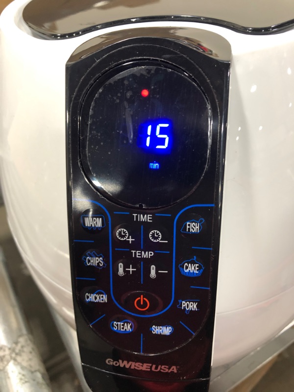 Photo 4 of 3.7 Qt. Air Fryer with 8-Cook Presets