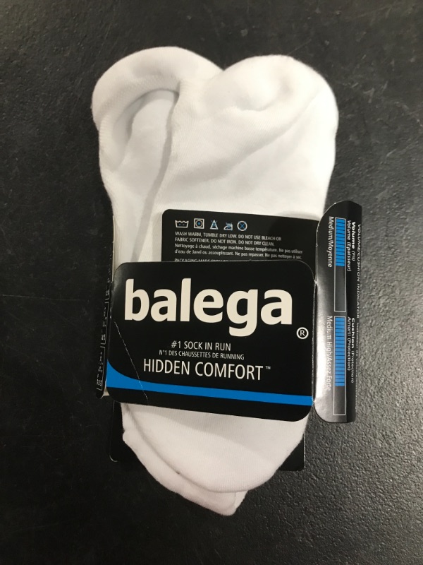 Photo 2 of Balega Hidden Comfort Performance No Show Athletic Running Socks for Men and Women (1 Pair) Medium White