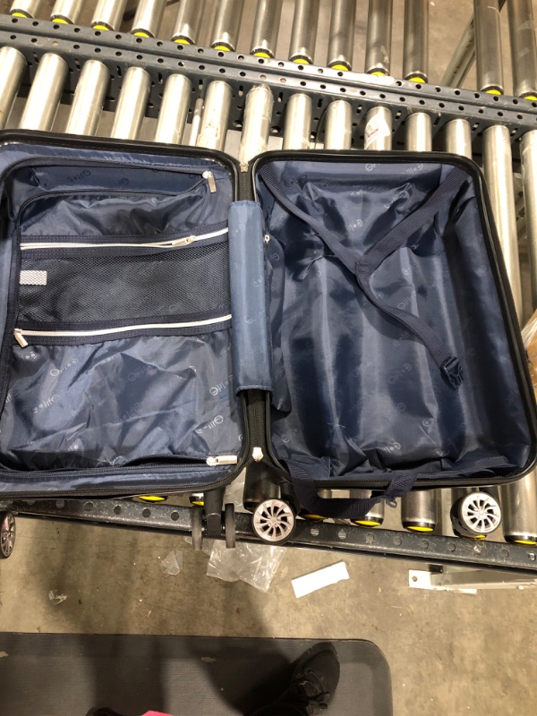 Photo 2 of 18" HARD SHELL SUITCASE WITH 4 WHEELS