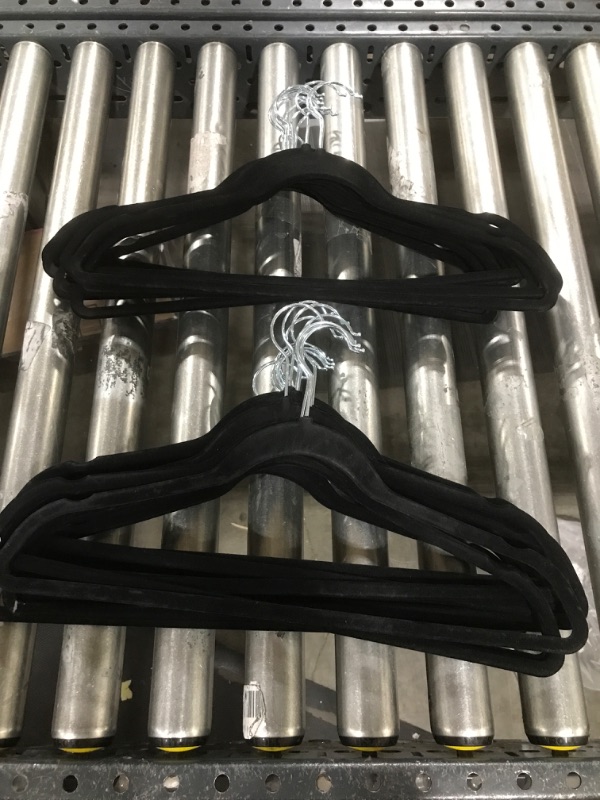 Photo 1 of 27PC VELVET HANGERS-BLK