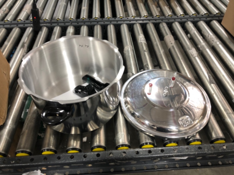 Photo 1 of BreeRainz 12 Quart Pressure Cooker,11.2 PSI Aluminum Pressure Canner w/Easy Lock Lid for Steaming Canning and Stewing, Silver