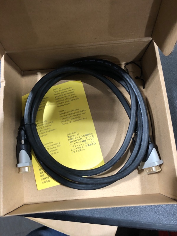 Photo 2 of AmazonBasics VGA to VGA Cable - 6 Feet (1.8 Meters)