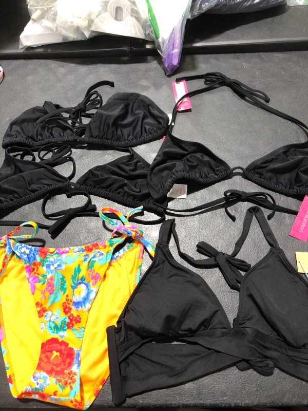 Photo 1 of JR BIKINI BUNDLE SIZE XL 5 PIECES