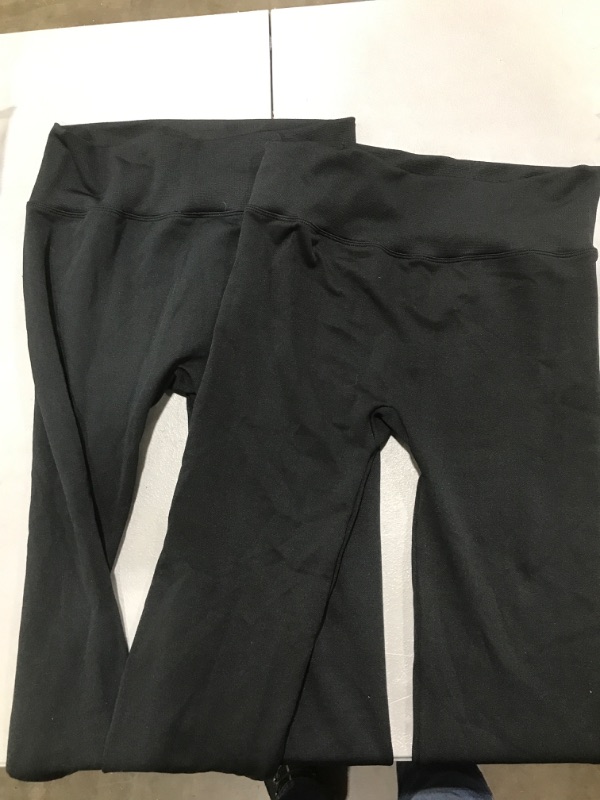 Photo 1 of 2 Pack Women's Leggings Size Large