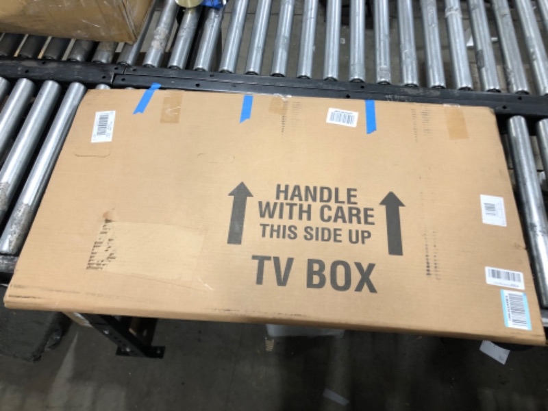 Photo 1 of uBoxes TV Moving Box Supplies - Large Bubble & Tape