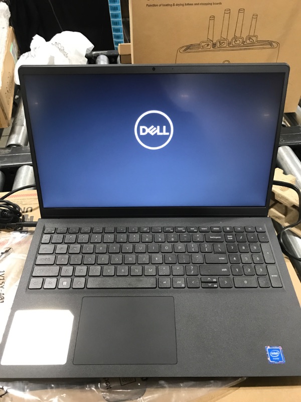 Photo 2 of Dell Inspiron 15 3521 - 15.6" Screen
