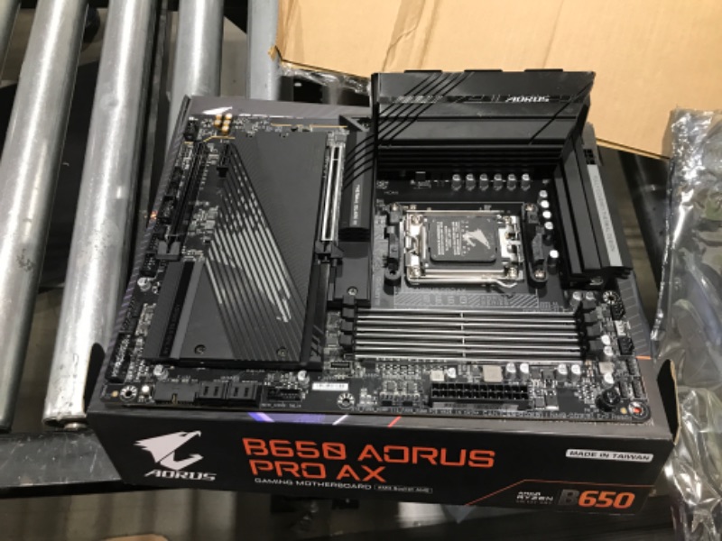 Photo 1 of GIGABYTE B650 AORUS PRO AX (AM5/ LGA 1718/ AMD B650/ ATX/ 5-Year Warranty/ DDR5/ Quad M.2/ PCIe 5.0/ USB 3.2 Gen2X2 Type-C/WiFi 6E/ Intel 2.5GbE LAN/Q-Flash Plus/EZ-Latch/Gaming Motherboard) B650 B650 AORUS PRO AX Bundle