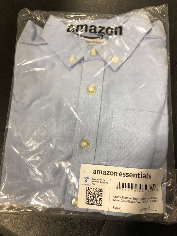 Photo 2 of Amazon Essentials Boys' Uniform Classic Fit Long-Sleeve Woven Oxford Shirt Small Blue