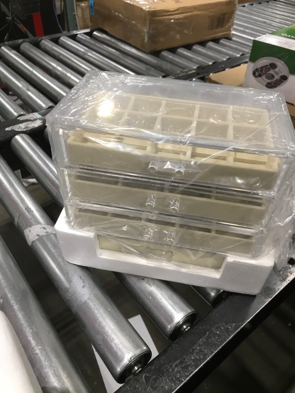 Photo 1 of ACRYLIC JEWERLY ORGANIZER 