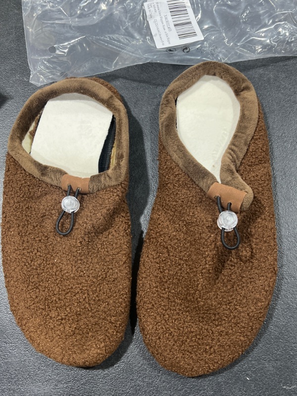 Photo 1 of  Women's Men's Slippers Cozy Indoor House Slippers Slip-on Barefoot House Shoes with Non-slip Rubber Sole SIZE Unknown 