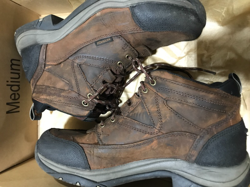 Photo 2 of ARIAT Women's Terrain Waterproof Hiking Boot size 10.5
