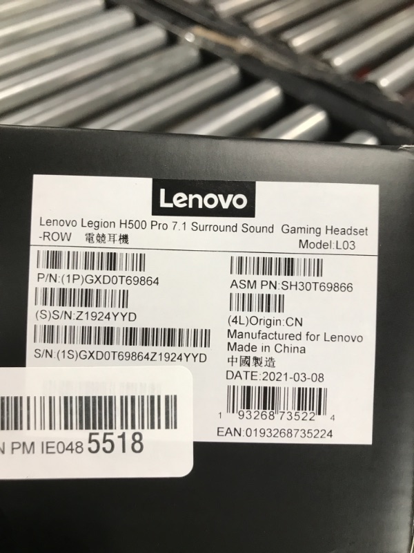 Photo 1 of Lenovo Legion H500 PRO 7.1 Surround Sound Gaming Headset, Noise-Cancelling Mic, Memory Foam & PU Leather Earcups, Stainless Steel Headband, PC, PS4, Xbox One, Nintendo Switch, GXD0T69864, Black
