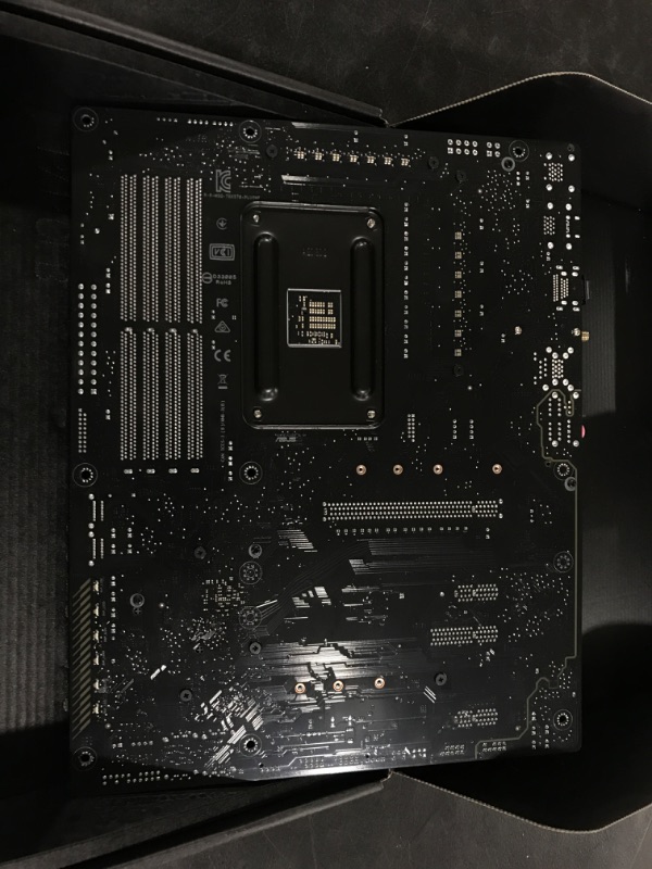 Photo 7 of MSI Meg X570 Unify Motherboard (AMD AM4, DDR4, PCIe 4.0, SATA 6GB/s, M.2, USB 3.2 Gen 2, Ax Wi-Fi 6, Bluetooth 5, ATX)