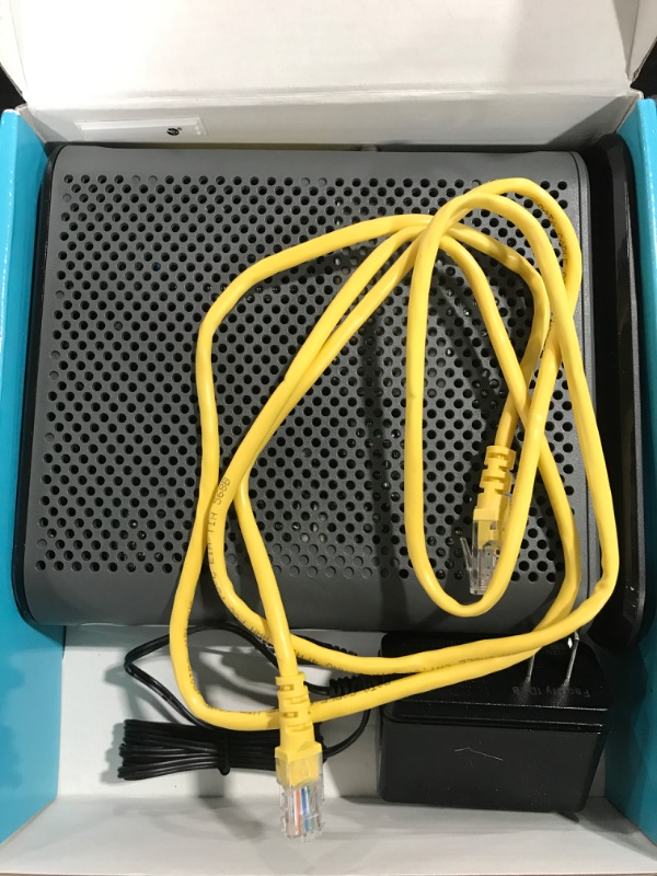 Photo 3 of Motorola MB8600 DOCSIS 3.1 Cable Modem - Approved for Comcast Xfinity, Cox, and Charter Spectrum, Supports Cable Plans up to 1000 Mbps | 1 Gbps Ethernet Port DOCSIS 3.1 (1 Gbps Ethernet Port)