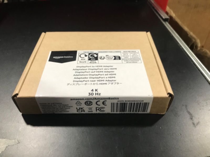 Photo 1 of Amazon Basics DisplayPort to HDMI Adapter (4k@30Hz) 4K/30Hz DisplayPort