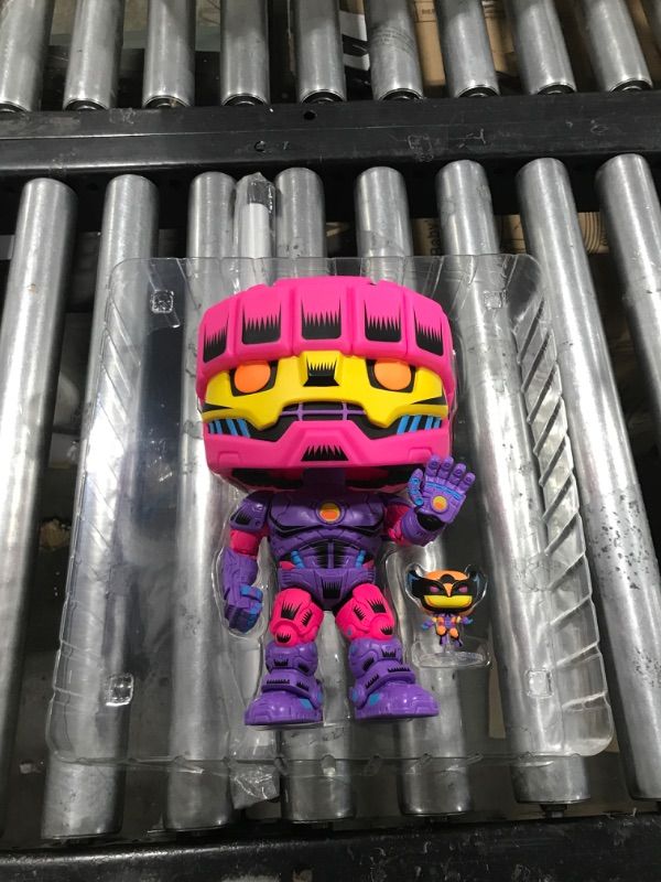 Photo 2 of Funko Pop! Jumbo: X-Men Sentinel with Wolverine Previews Exclusive Vinyl Figure