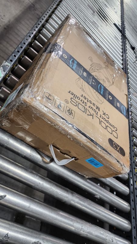 Photo 4 of Lightweight Travel Stroller - Compact Umbrella Stroller for Airplane, One-Hand Folding Baby Stroller, Newborn Infant Stroller w/Adjustable Backrest/Footrest/Canopy/T-Shaped Bumper (red)