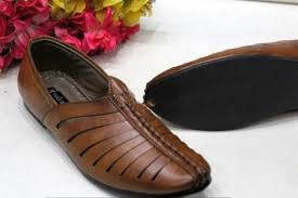 Photo 1 of Breathable Comfort Loafers Indian shoes sherwani shoes--- size  4