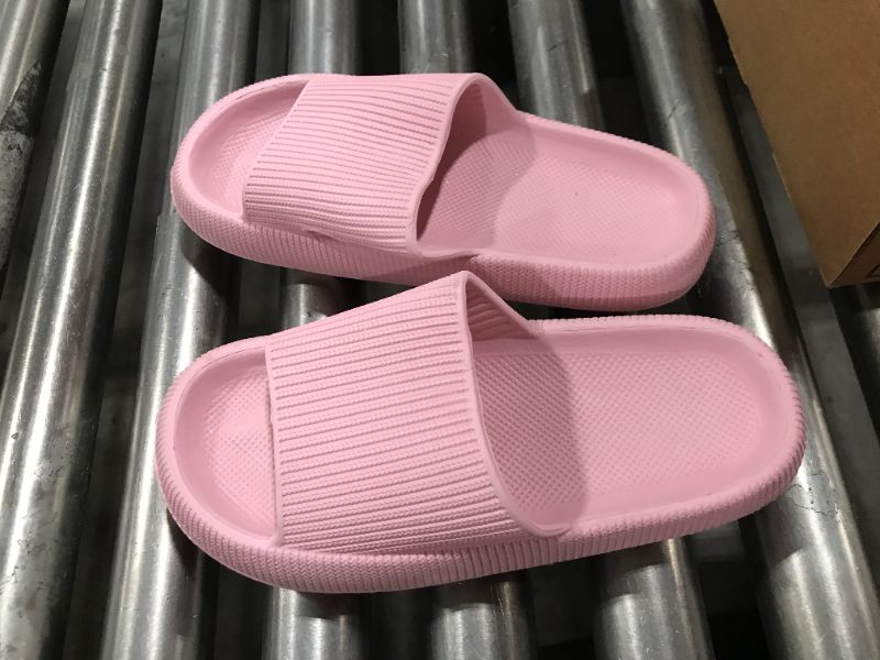 Photo 2 of  Women Men Pillow Slippers Non-Slip Bathroom Shower Sandals Soft Thick Sole Quick Drying Open Toe Massage Pool Gym House Slippers--- size 40-41