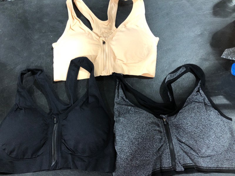 Photo 1 of 3 SPORTS BRAS WITH PADDING SIZE M