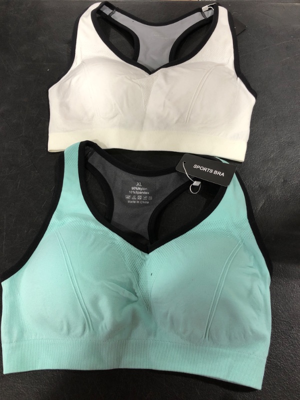 Photo 1 of 2 WOMENS SPORTS BRAS SIZE XL