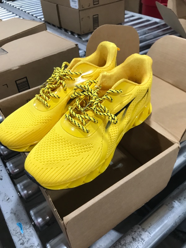 Photo 1 of yellow shoes, size eu 42
